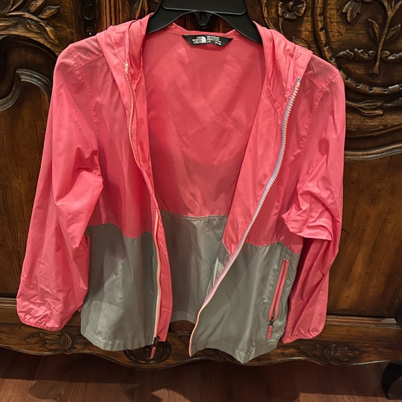 The North Face Hooded Wind Jacket - Picture 3 of 4